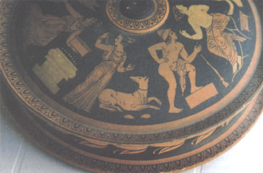 Διάφορα ευρήματα που απεικονίζουν τον Κρητικό Λαγωνικό ανά τους αιώνες